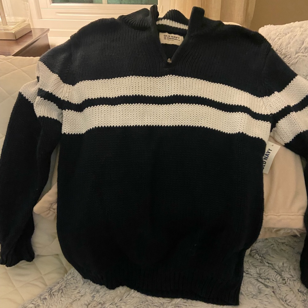 NWTnavy/white half zip sweater from Okd Navy size Medium (8-10)